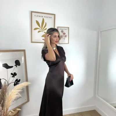 Vestido-saten-perfil