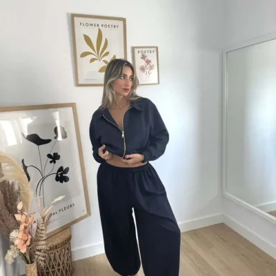 chaqueta-felpa-bomber-am-modelo