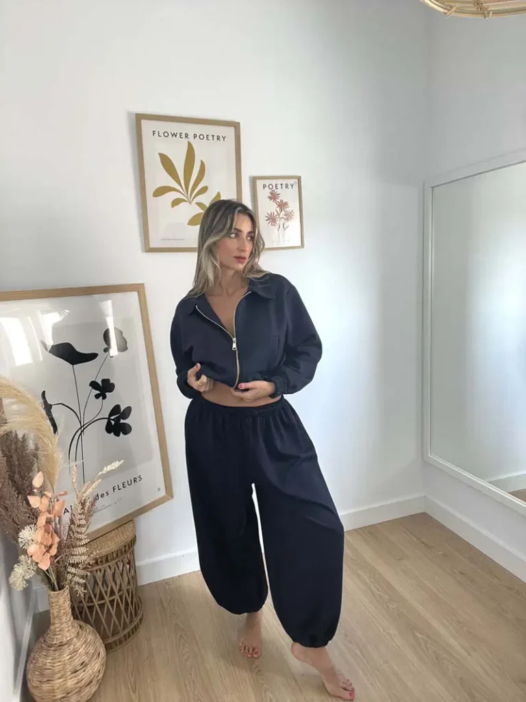 chaqueta-felpa-bomber-am-modelo