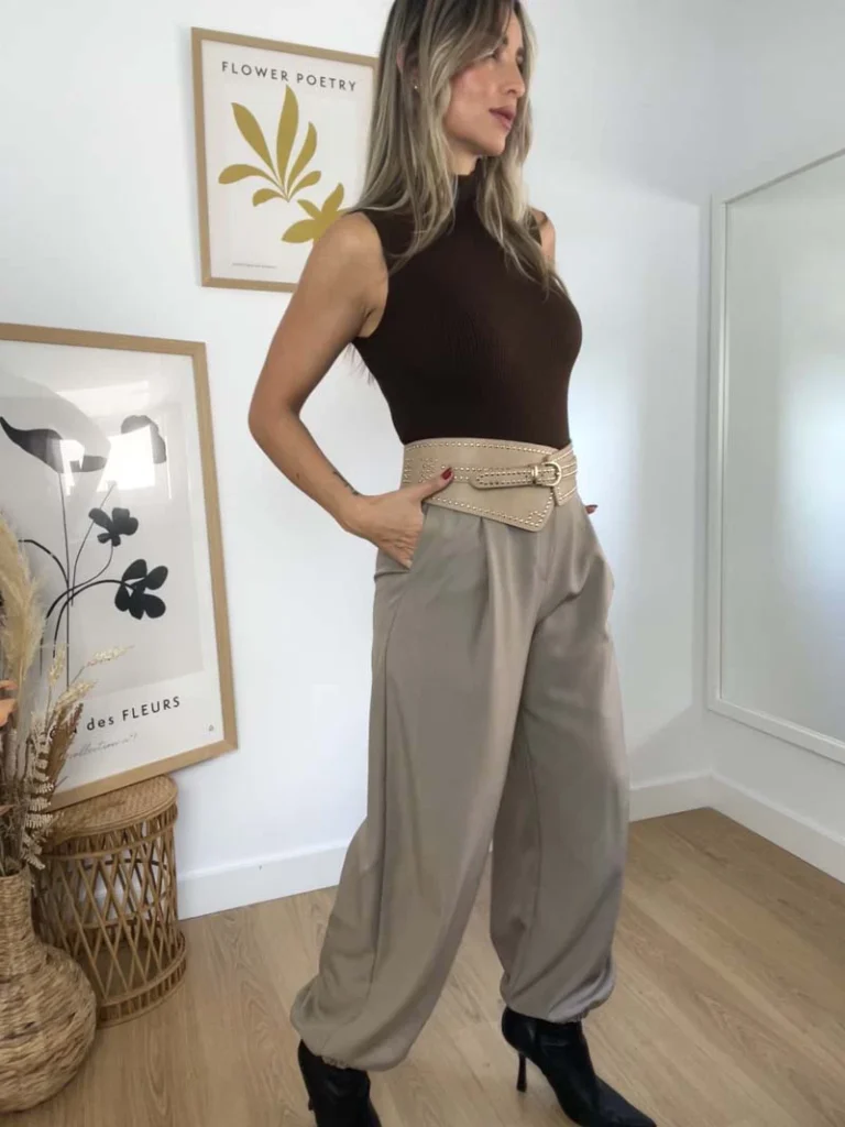 pantalon-pinzas-bombacho-beige-principal