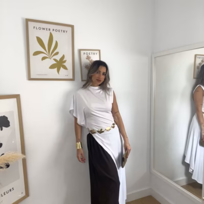 camiseta-asimetrica-blanca-modelo
