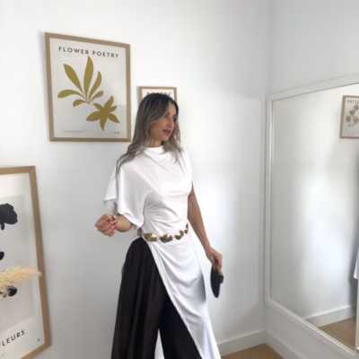 camiseta-asimetrica-blanca-perfil
