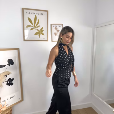 BLUSA-TOPOS-NEGRO-PERFIL