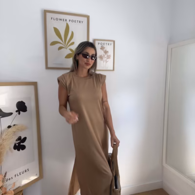 vestido-hombrera-marron-modelo
