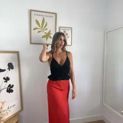 Top guipur negro modelo